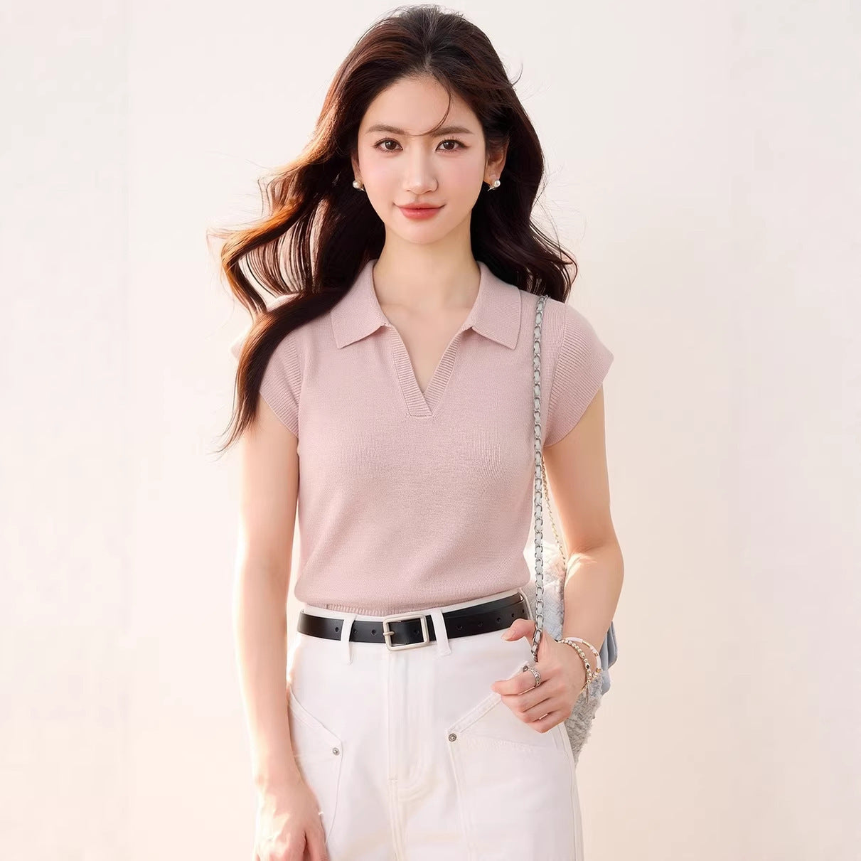 Polo Neck White Ice Silk Knit Short Sleeve T-Shirt for WomenUnique and Stylish Fitted Cropped Top