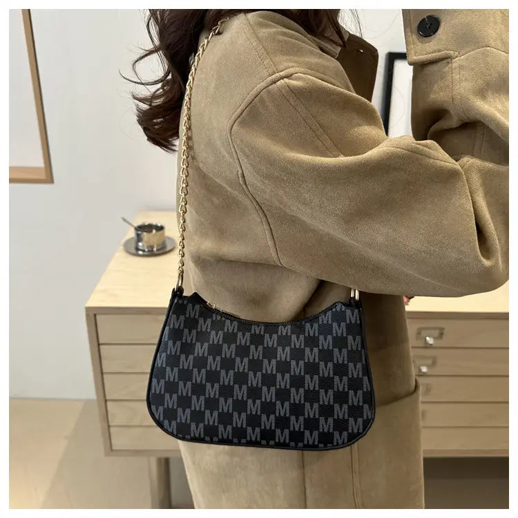 Chain Strap Shoulder Bag