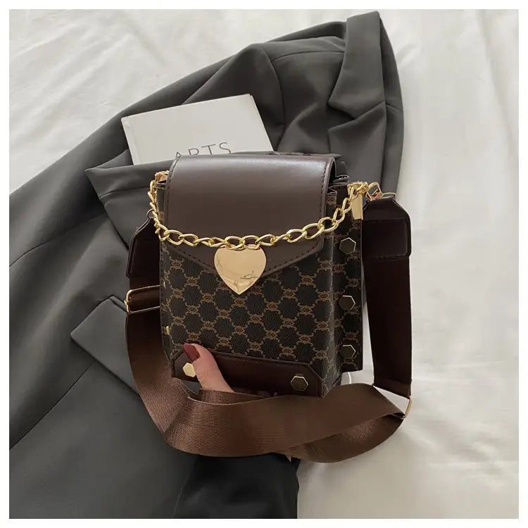 Retro White & Gold Chain Crossbody Bag for Women