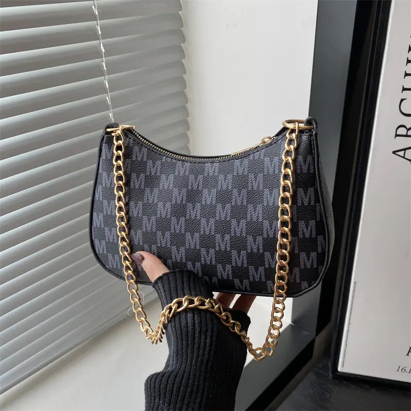 Chain Strap Shoulder Bag