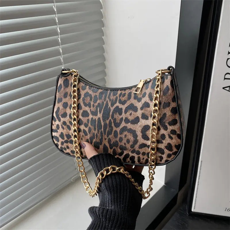 Chain Strap Shoulder Bag