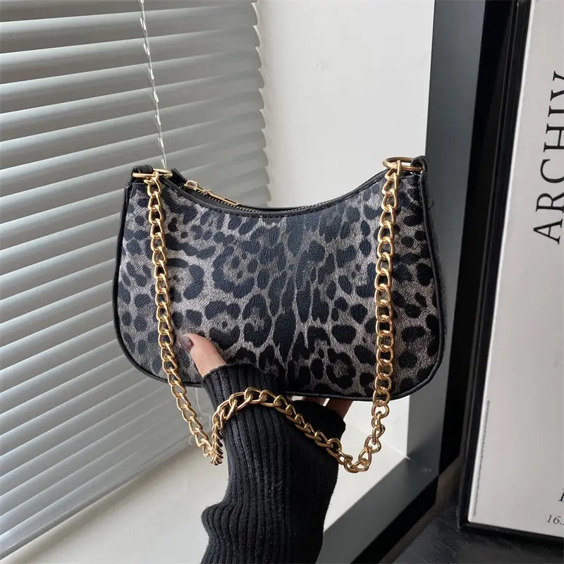 Chain Strap Shoulder Bag
