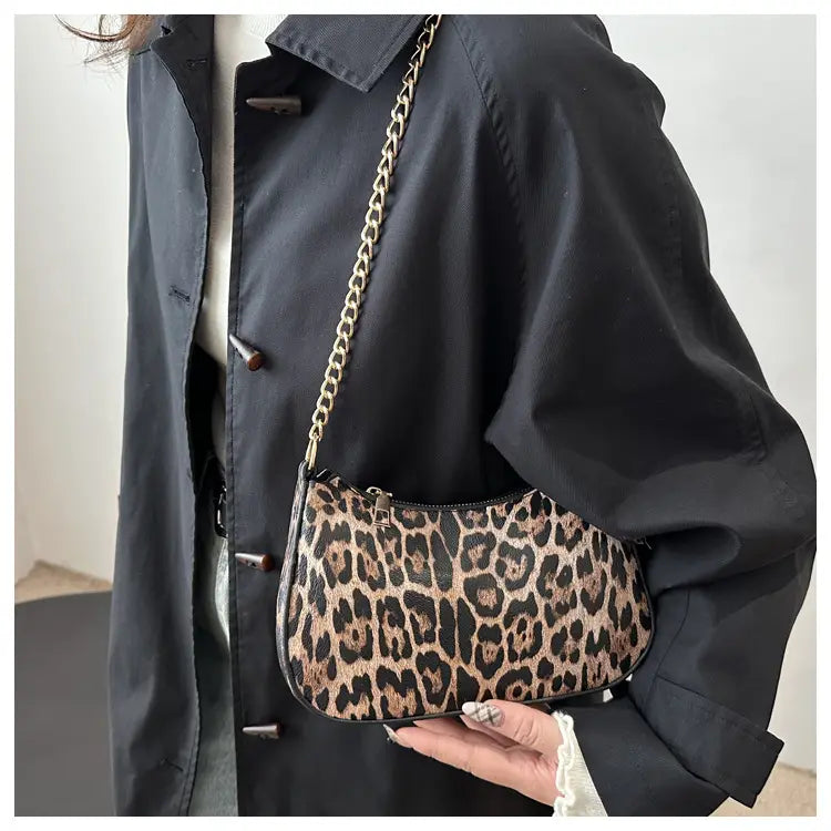 Chain Strap Shoulder Bag