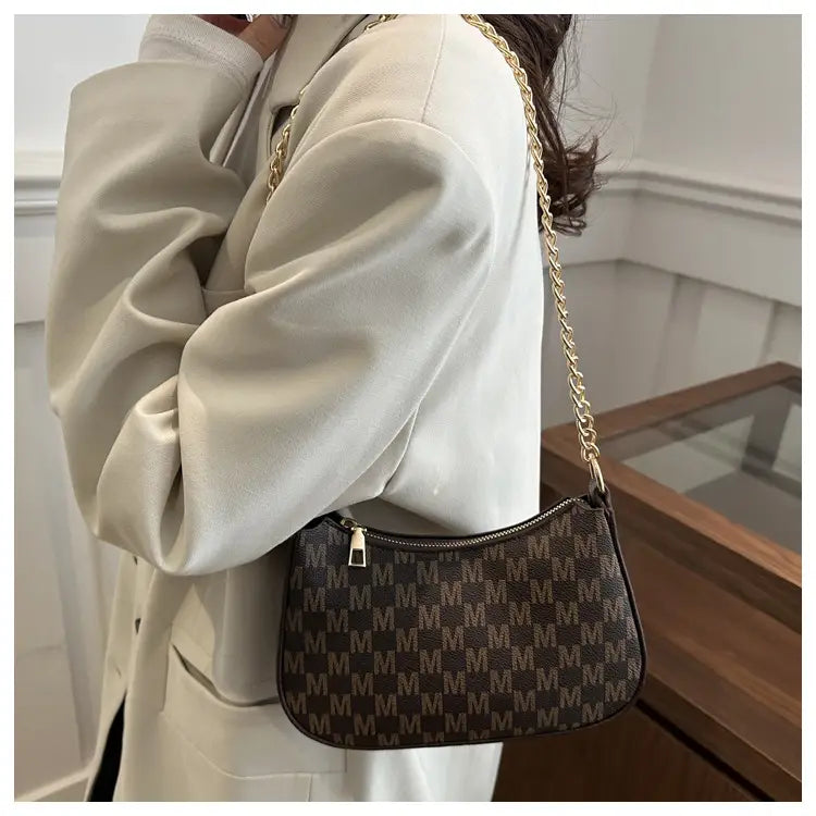 Chain Strap Shoulder Bag
