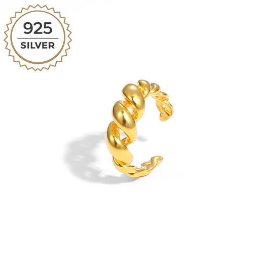 ANNIKA RING